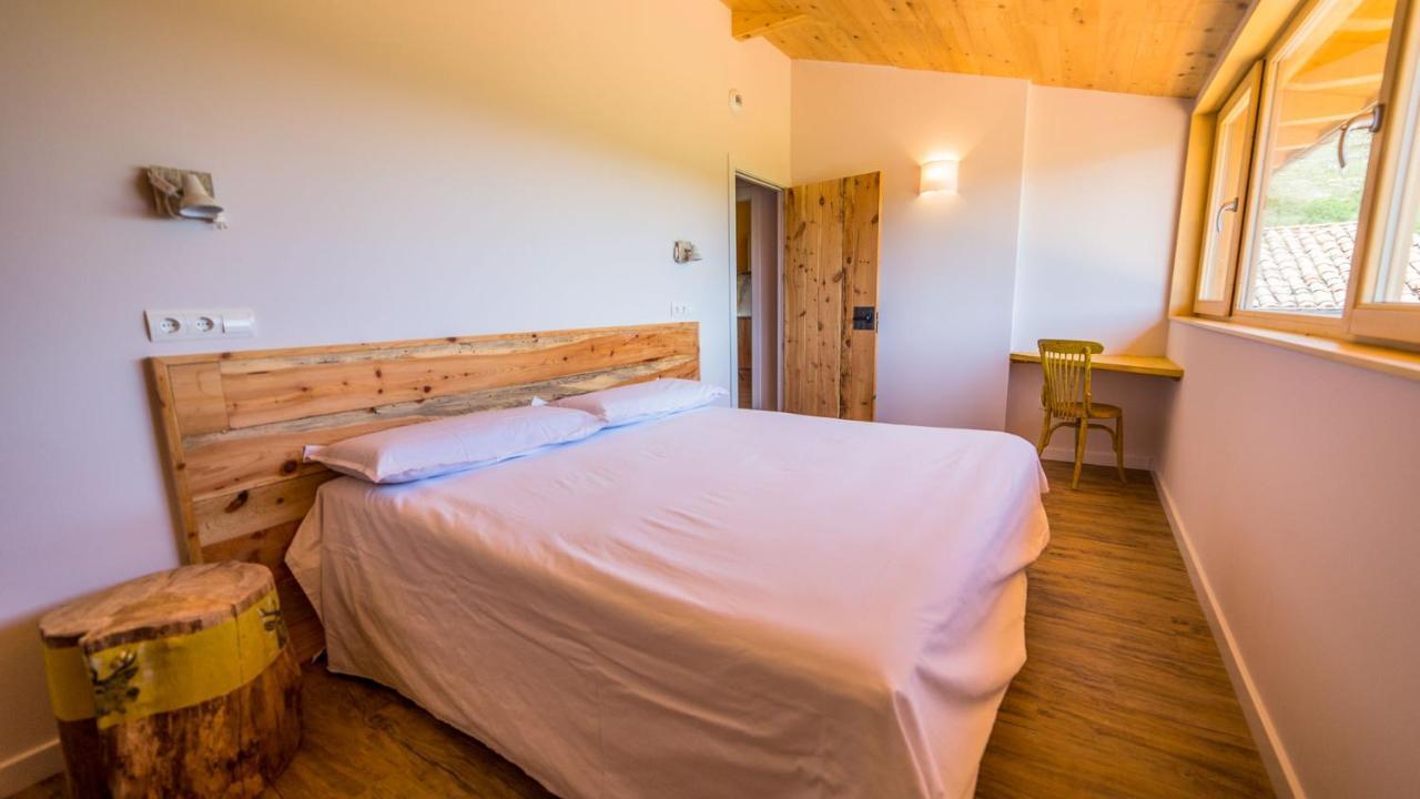 Eco-Apartaments Cal Rossa De Taus Εξωτερικό φωτογραφία